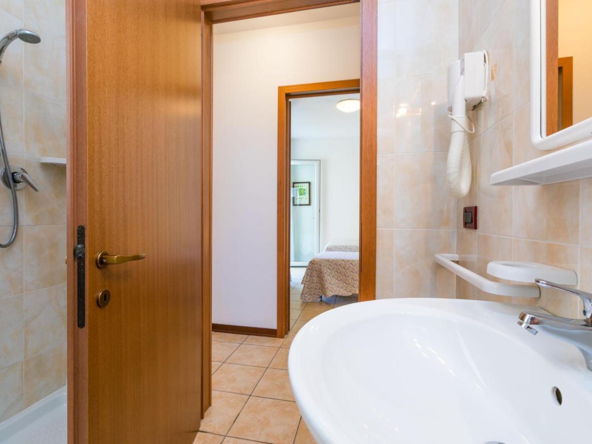 Apartment Robinia-Pinetine-4 By Interhome Duna Verde Kültér fotó